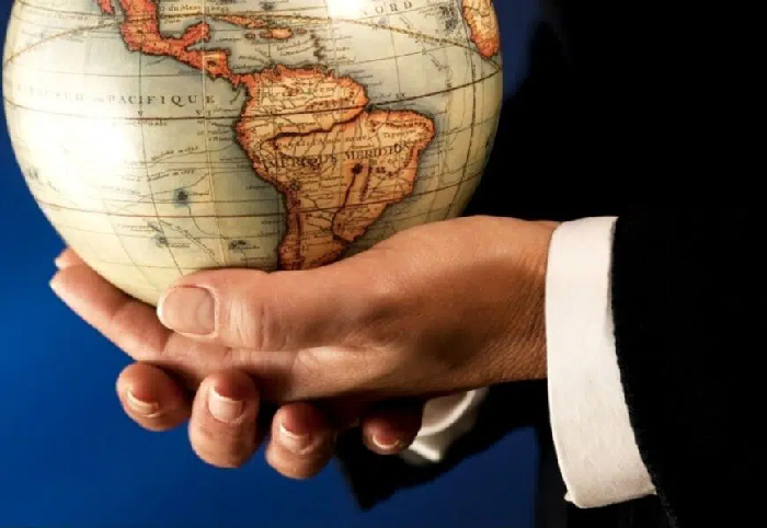 América Latina ante el derrumbe de la globalización y la derecha política